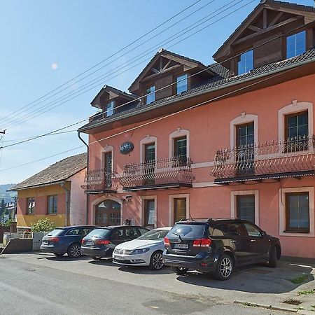 Hotel Penzion Mystery Vyšné Ružbachy Exterior foto